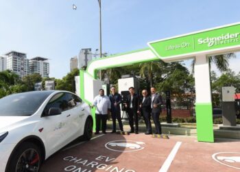 Schneider Electric partners JusEV to introduce 180kW EVlink Pro DC charger