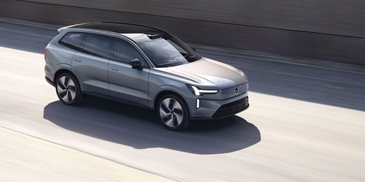 Volvo EX90 debuts world’s first battery passport, powered by Circulor