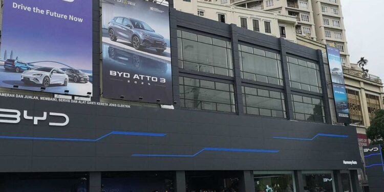KL mall site of latest BYD 3S dealership