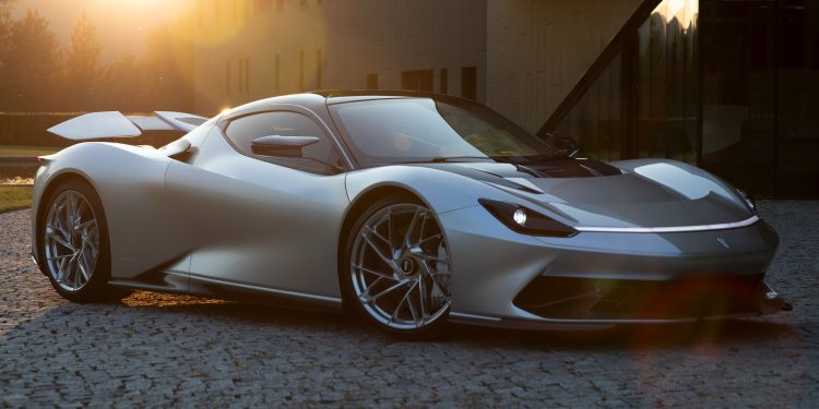 Supercar drivers in South Australia need to get special licence to drive
