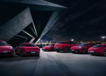 Porsche now accepts reality – it will take longer time to go electric