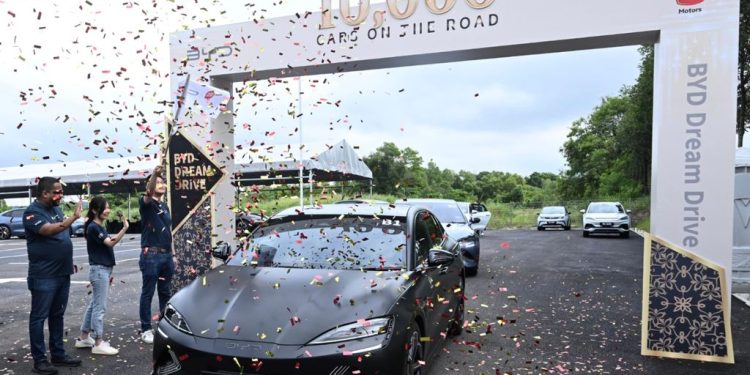 Sime Darby Motors achieves 10,000 BYD EV sales in Malaysia, hosts ‘Dream Drive’ convoy