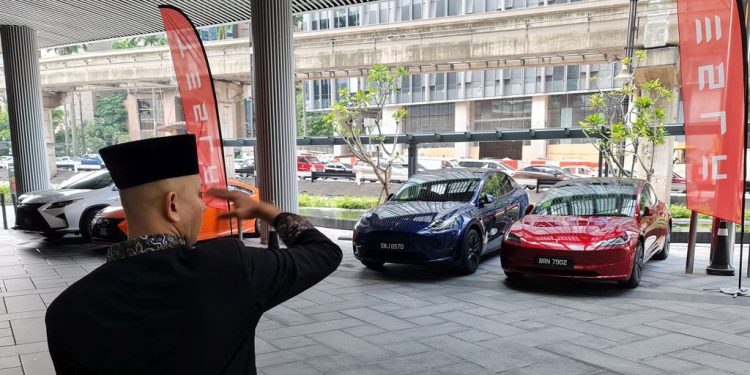Tesla Malaysia launches ‘Refer and Earn’ program, 0% financing option