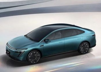 Dongfeng Nissan debuts N7 electric sedan at Auto Guangzhou