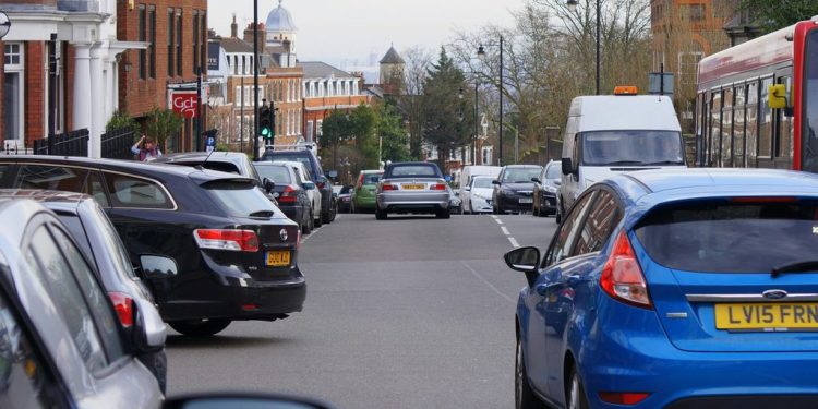 Experts propose weight and mileage-based car tax to simplify and green the system