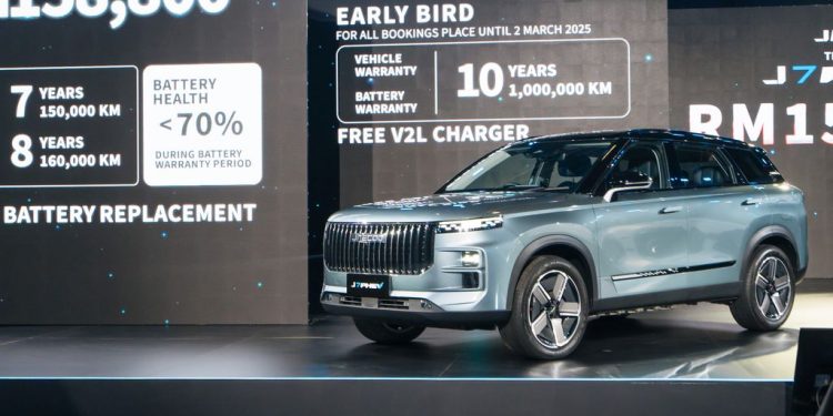 Jaecoo launches J7 PHEV at RM158,800
