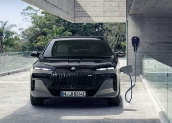 BMW to roll out spring 2025 upgrades and extends electric range