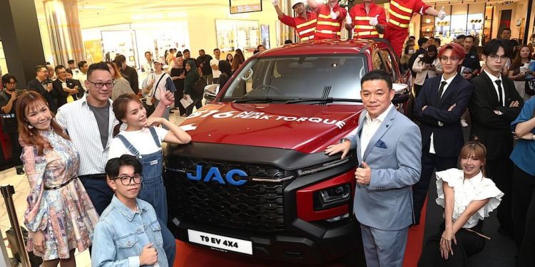China’s JAC launches Malaysia’s first electric pickup — the T9 BEV