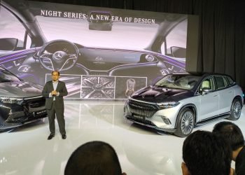 Mercedes-Maybach steps it up with EQS 680 SUV
