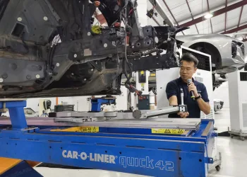 Quill Automobiles launches BMW body & paint centre in PJ