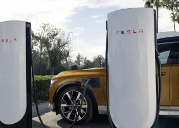 Honda and Acura EVs tap into 23,500 Tesla Superchargers