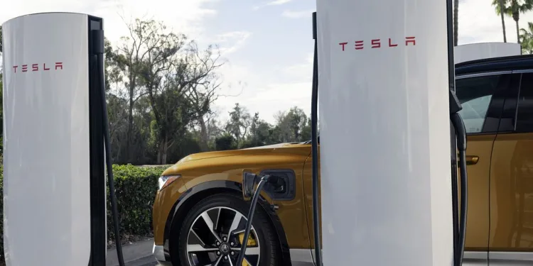 Honda and Acura EVs tap into 23,500 Tesla Superchargers