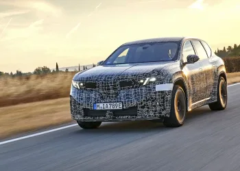 BMW iX3 charges ahead with Neue Klasse breakthroughs
