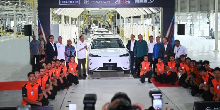 Proton switches on EV-only plant at AHTV, rail hub study begins