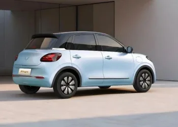 TQ Wuling Bingo EV hitches a ride on Keretapi Sarong