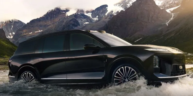 Nio ES8 opens for orders with 6- or 7-seat layouts