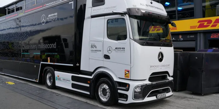 Mercedes F1 e-truck makes history