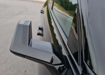 China to rein in hidden car door handles, draft standards released