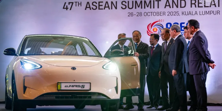 Proton e.MAS 5 unveiled