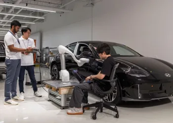 Hyundai teams up with Singapore partners on AI–robotics lab