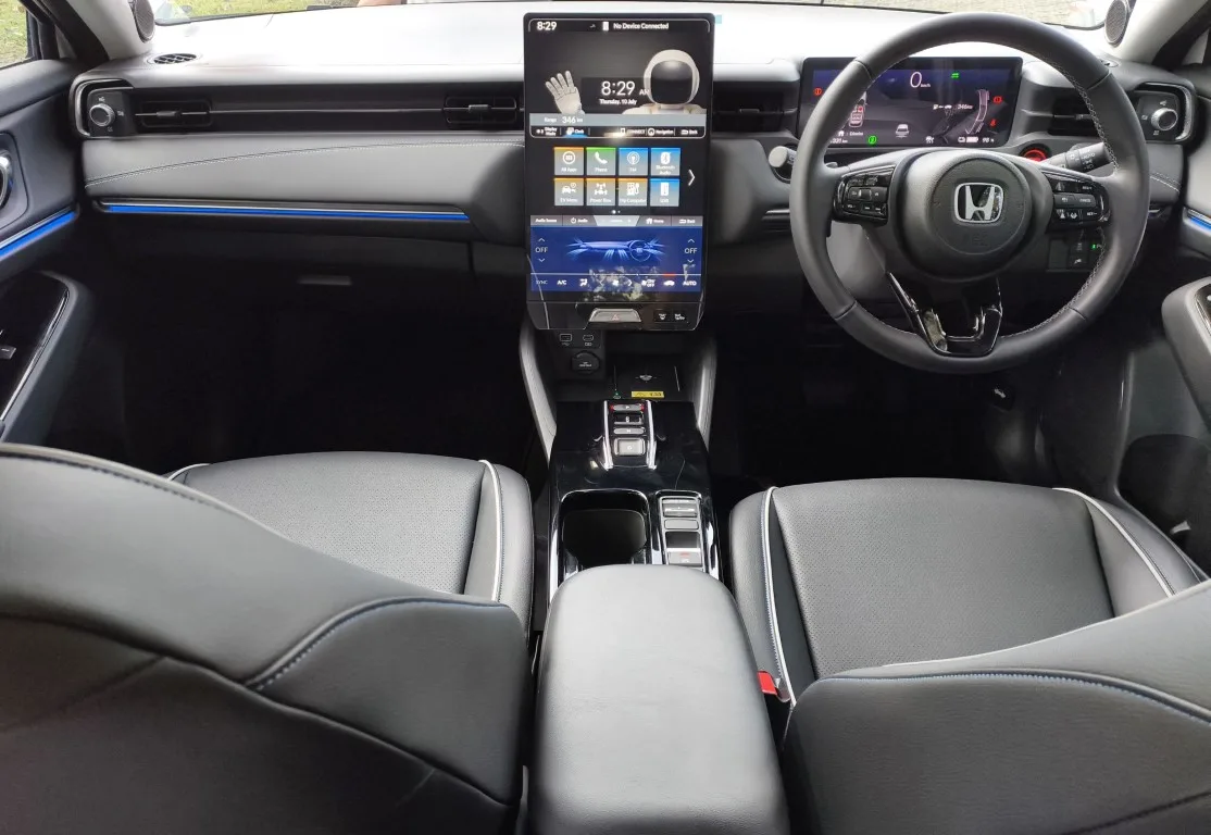2025 Honda e_N1 cabin
