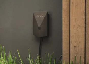 Evnex E2 Flex gives Aussie EV owners cheaper, safer home charging