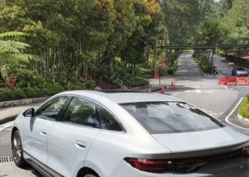 You will soon need to pay road charge to go up Genting Highlands