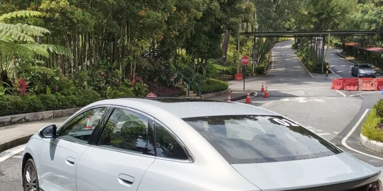 You will soon need to pay road charge to go up Genting Highlands