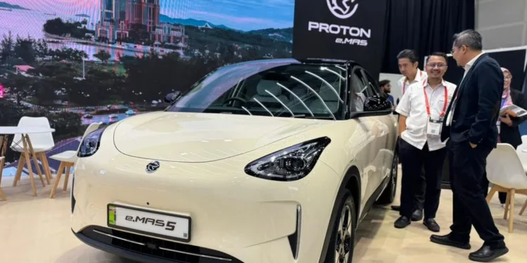 Proton e.MAS 5 bookings top 10,000 as e.MAS 7 sales hit 7,413