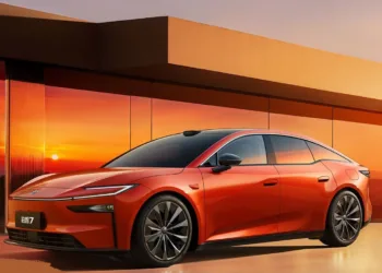 Toyota bZ7 brings Huawei-powered smarts and air suspension to China