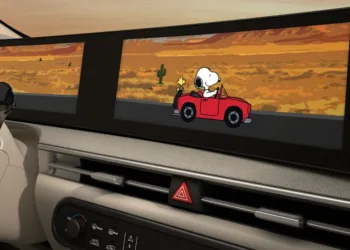 Hyundai turns dashboards into Snoopy screensavers