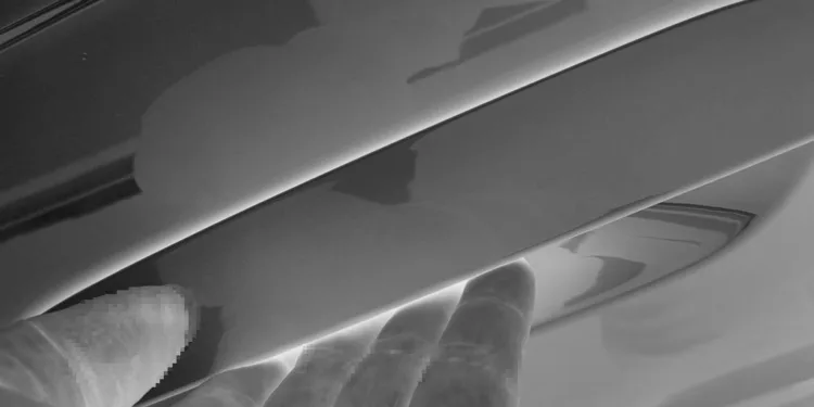 China floats tougher rules for car door handles in emergency escapes