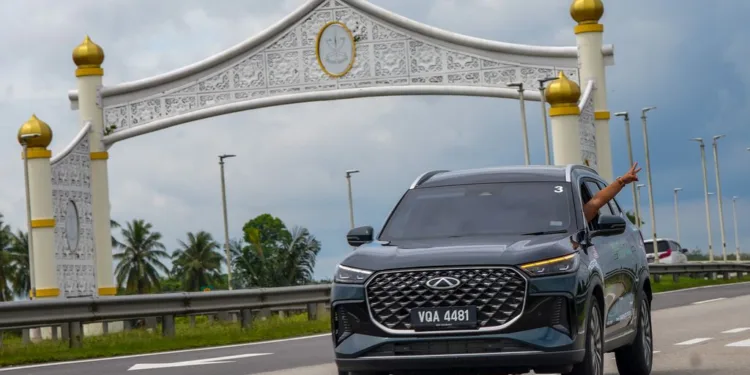 The winning car is a Chery Tiggo 8 PHEV seen here.