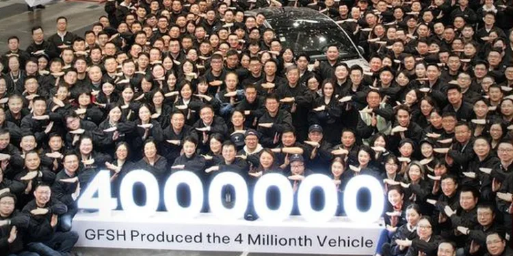 Tesla Shanghai hits 4 million cars with Starlight Gold Model Y L