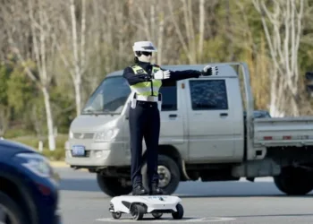 Meet Wuhu’s newest traffic cop: a humanoid robot with hand signals