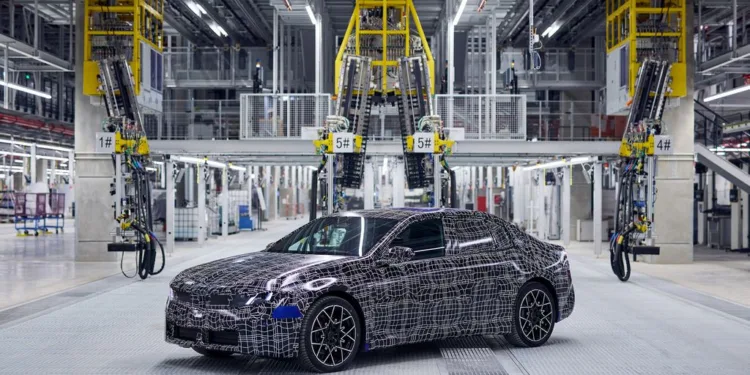 BMW readies Munich plant for i3 launch as near-series test builds begins