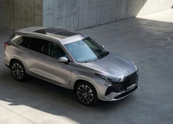 MG launches MGS9 PHEV as its first seven-seat SUV