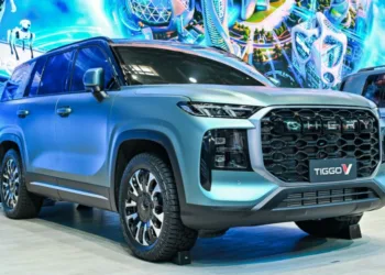 Chery Tiggo V debuts as SUV-MPV-pick-up family car