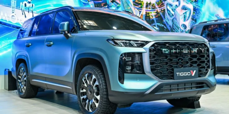 Chery Tiggo V debuts as SUV-MPV-pick-up family car