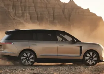 Nio ES9 images point to flagship SUV push with steer-by-wire