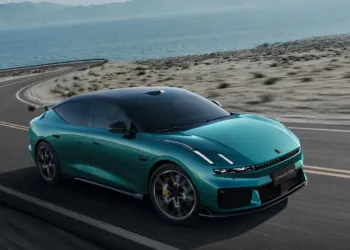 Lynk & Co 10 debuts with 816km range and 5.5-minute charging