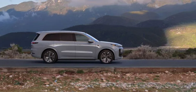 Li Auto L9 launched with 800V active suspension, priced at over 450,000 yuan