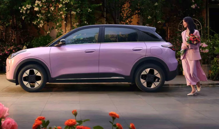 Current Geely Xingyuan shown.