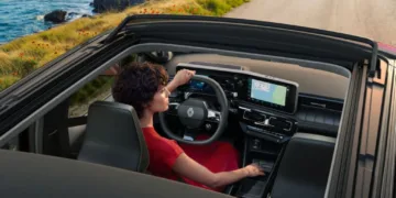 Renault 4 E-Tech Electric Plein Sud adds open-air canvas roof