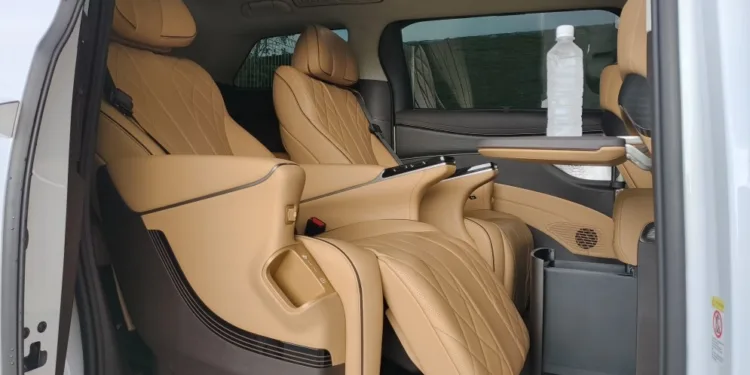 China MIIT draft EV rules target zero-gravity seats and battery recycling