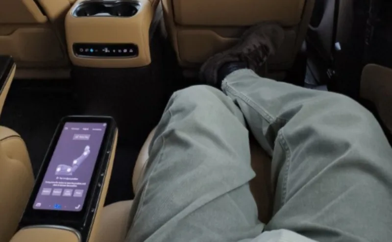 Denza D9 zero gravity seat.