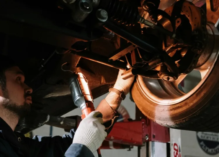 Aussies delay car maintenance as EV service confusion remains, says report