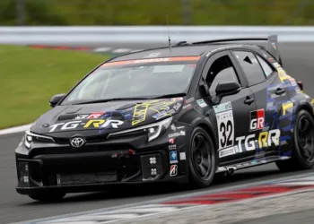 Toyota GR Corolla H2 races with world-first hydrogen pump at Fuji 24 Hours
