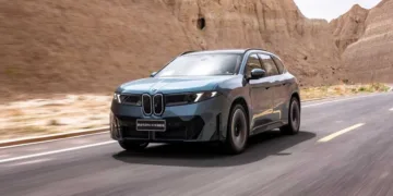 Neue Klasse ramp-up begins as BMW cuts 2026 outlook