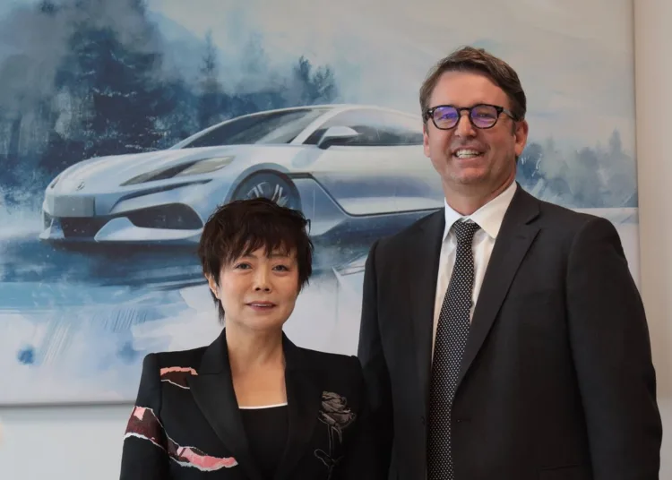 Stella Li and Duncan Licence.